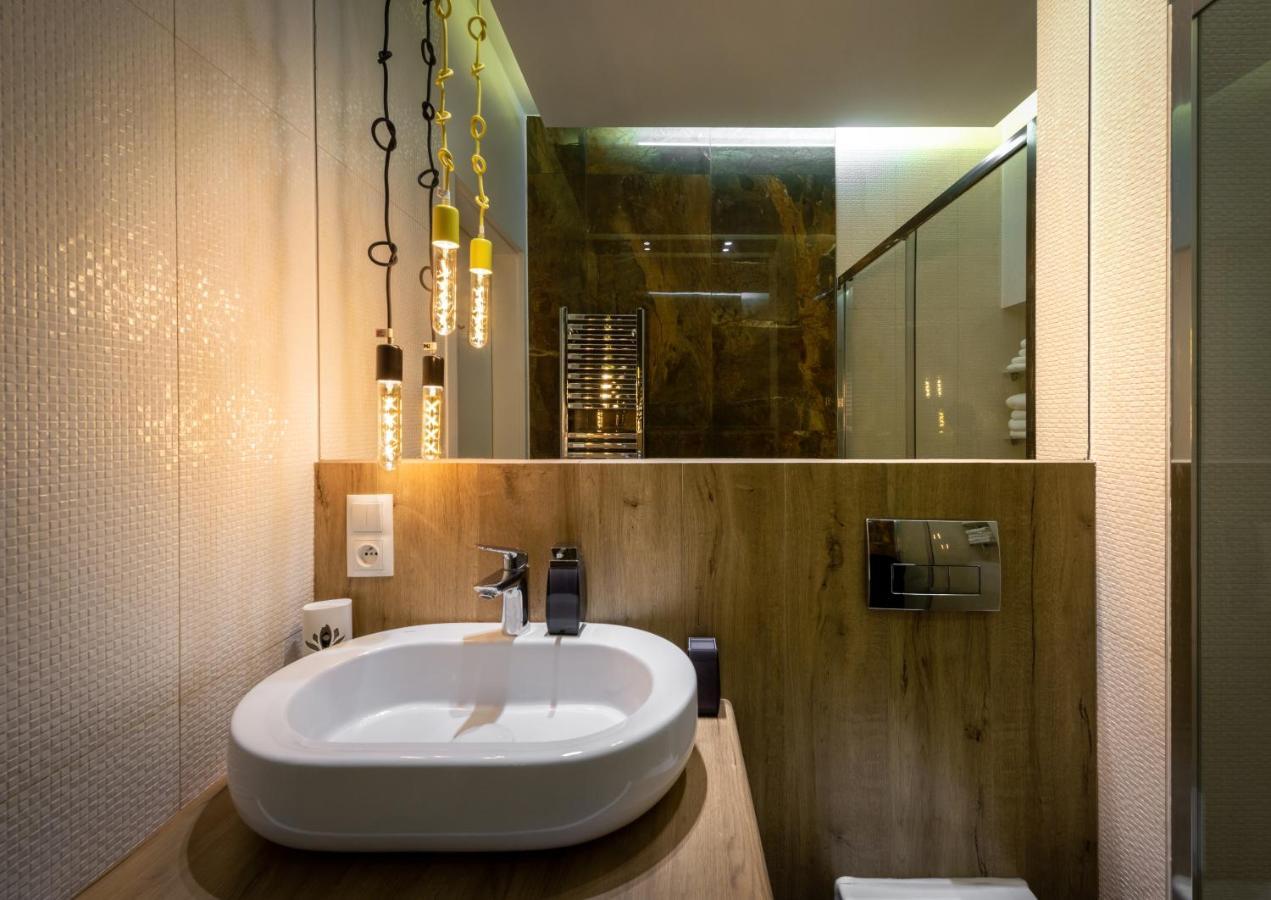 Premium Apartment For Jewish Quarter & Old Town Plus Pool 크라쿠프 외부 사진